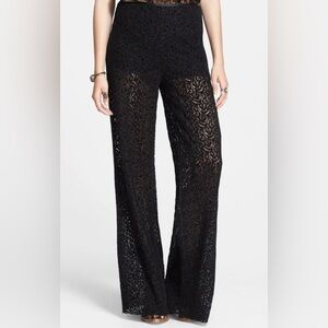 NWT  FREE PEOPLE Black Lined
BRIANAS LACE Velvet WIDE LEG PANTS Size 2